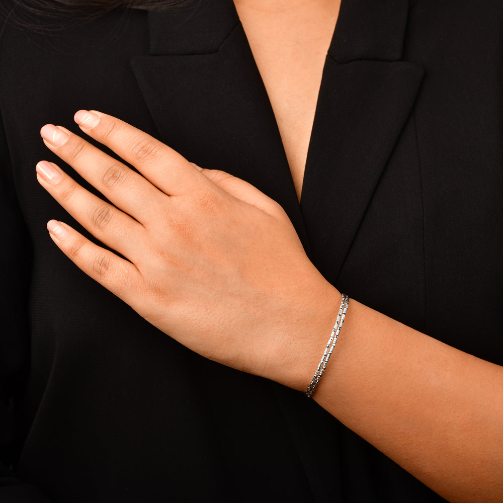 Buy Sukkhi Trendy Crystals from Swarovski Platinum Plated Heart Bracelet  for Women and Girls (BC81055) Online
